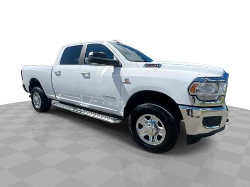 2022 RAM 2500 Big Horn Crew Cab 4x4 6'4' Box
