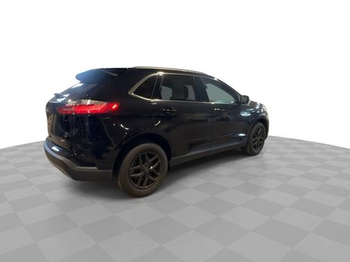 Agate Black Metallic 2022 Ford Edge SEL AWD
