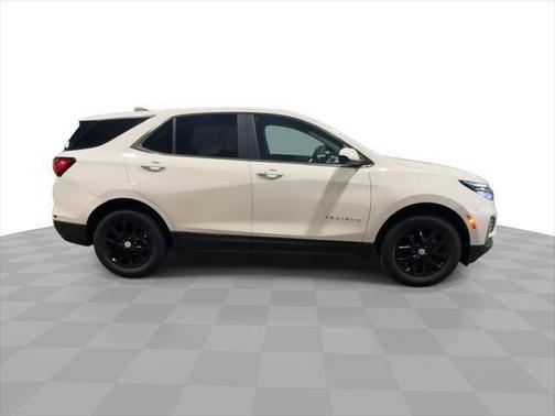 Summit White 2023 Chevrolet Equinox AWD 4dr LT w/1LT