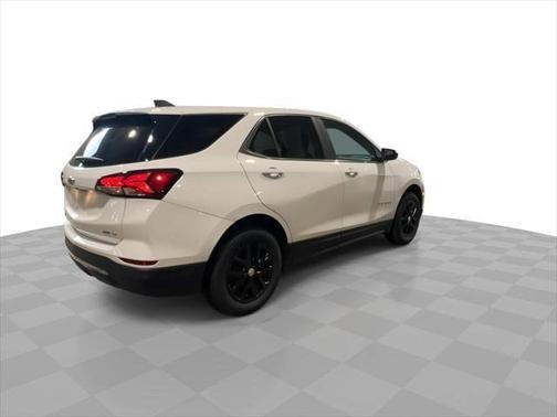 Summit White 2023 Chevrolet Equinox AWD 4dr LT w/1LT
