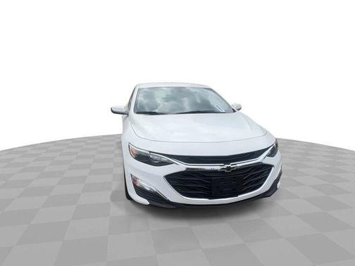 2025 Chevrolet Malibu FWD RS