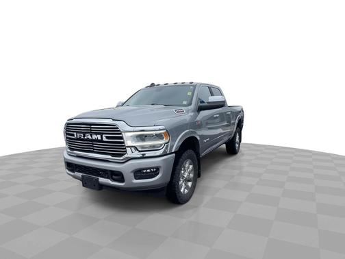 2022 RAM 2500 Laramie Crew Cab 4x4 6'4' Box