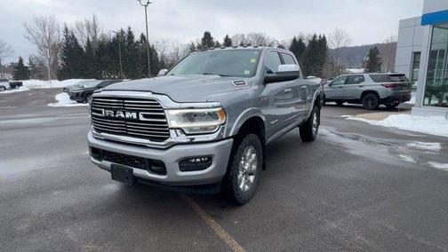 2022 RAM 2500 Laramie Crew Cab 4x4 6'4' Box