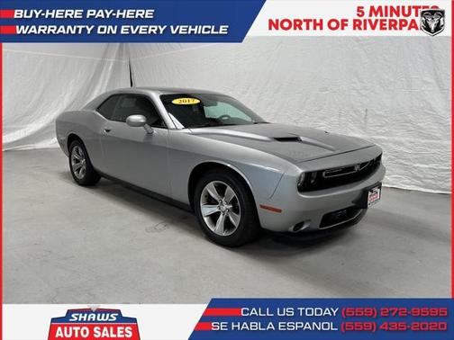 2017 Dodge Challenger SXT