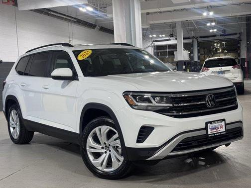 2023 Volkswagen Atlas 3.6L SE w/Technology