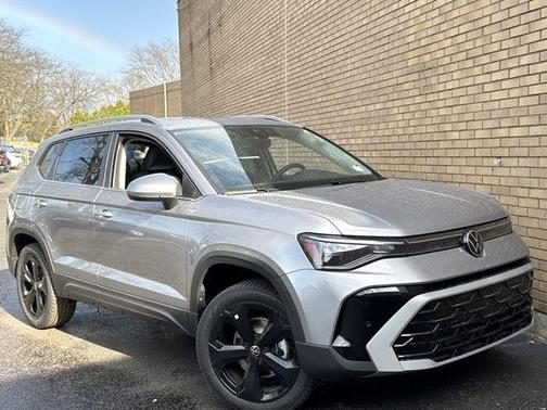 2025 Volkswagen Taos 1.5T SEL