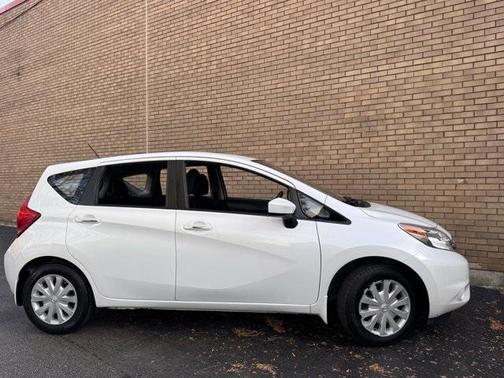 2016 Nissan Versa Note SV