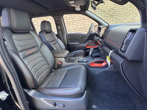 Super Black 2026 Nissan Frontier PRO-4X