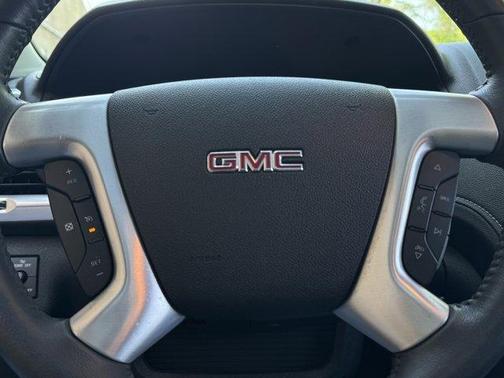 Quicksilver Metallic 2014 GMC Acadia SLT-1