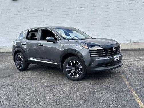 Gun Metallic 2025 Nissan Kicks SV
