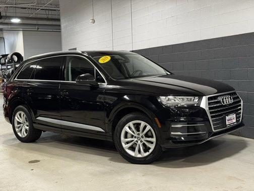 2019 Audi Q7 55 Premium Plus