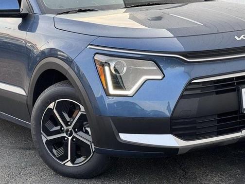 2025 Kia Niro EX