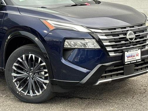 2025 Nissan Rogue Platinum