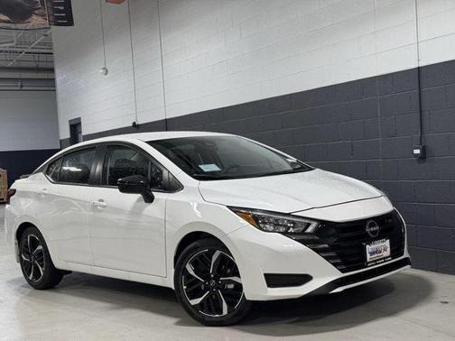 2025 Nissan Versa 1.6 SR