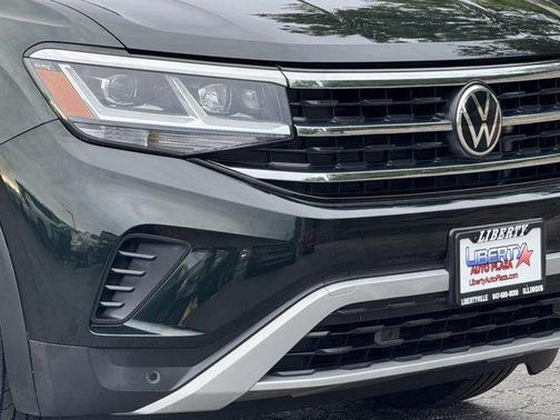 Racing Green 2021 Volkswagen Atlas 3.6 V6 SEL