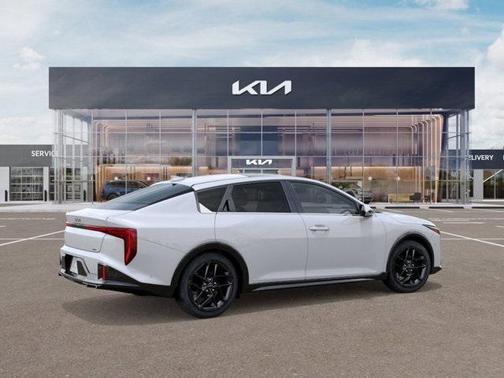 2025 Kia K4 GT-Line Turbo