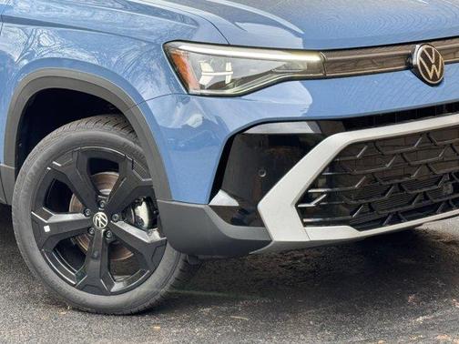 2025 Volkswagen Taos 1.5T SEL