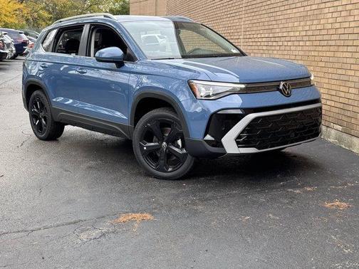 2025 Volkswagen Taos 1.5T SEL