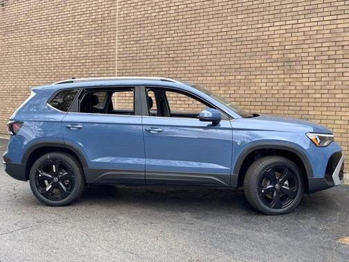 2025 Volkswagen Taos 1.5T SEL
