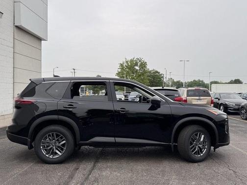 2025 Nissan Rogue S
