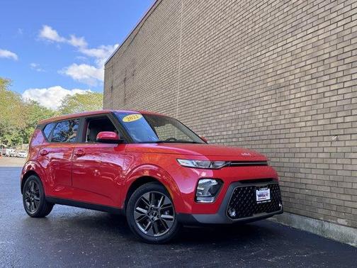 2022 Kia Soul EX