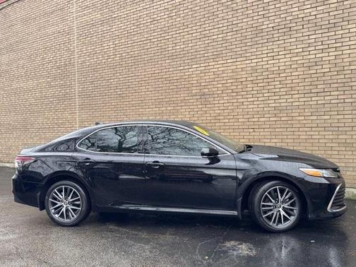 2024 Toyota Camry XLE