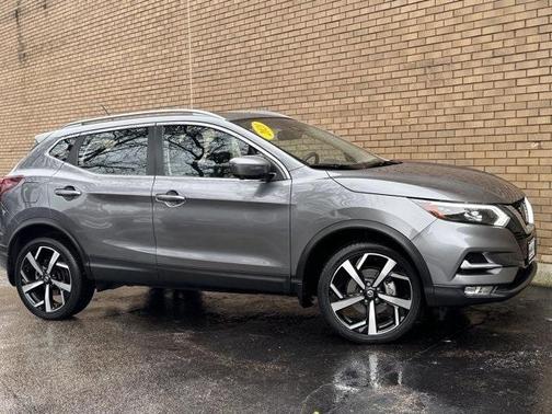 2022 Nissan Rogue Sport SL