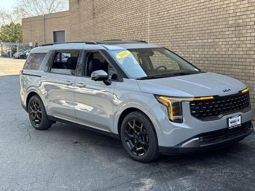 Ceramic Silver 2025 Kia Carnival Hybrid SX PRESTIGE