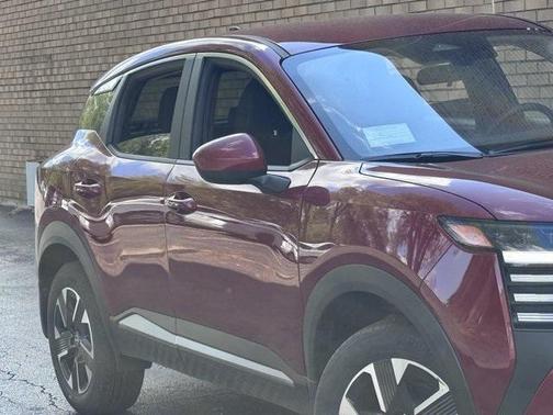 2025 Nissan Kicks SV