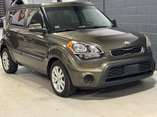 2013 Kia Soul +
