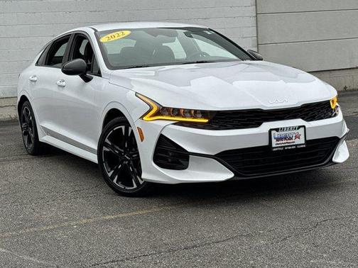 2022 Kia K5 GT-Line