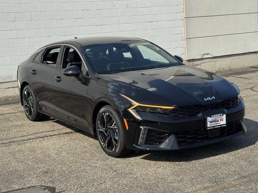 Aurora Black Pearl 2026 Kia K5 GT-Line