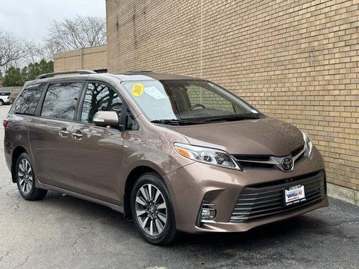 2019 Toyota Sienna Limited Premium