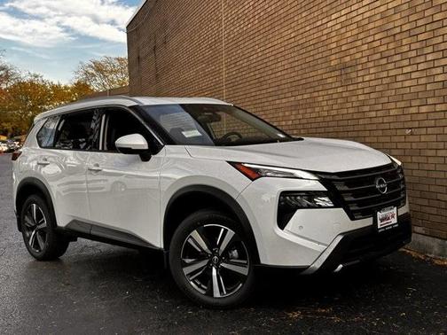 2025 Nissan Rogue SL