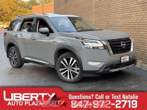 2025 Nissan Pathfinder Platinum