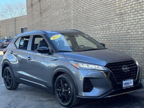 2023 Nissan Kicks SR