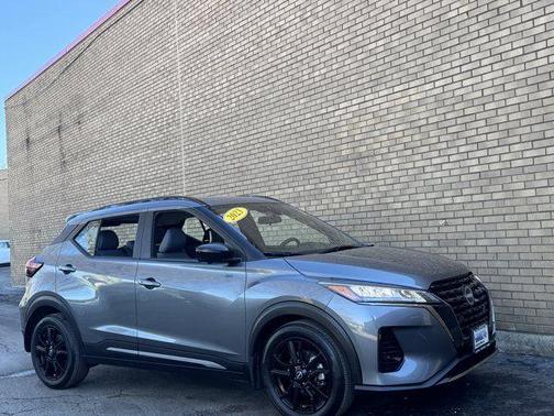 2023 Nissan Kicks SR