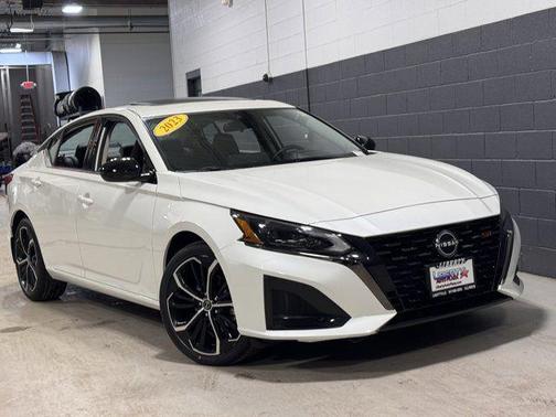 2023 Nissan Altima 2.5 SR