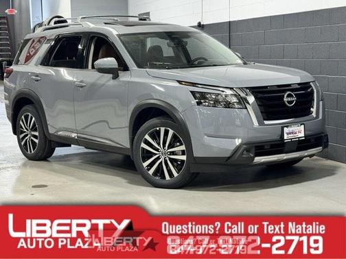 2025 Nissan Pathfinder Platinum