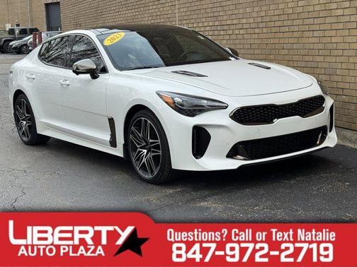 Snow White Pearl 2023 Kia Stinger GT2