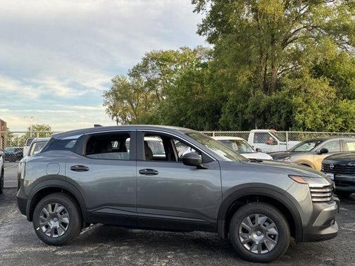 Gun Metallic 2026 Nissan Kicks S