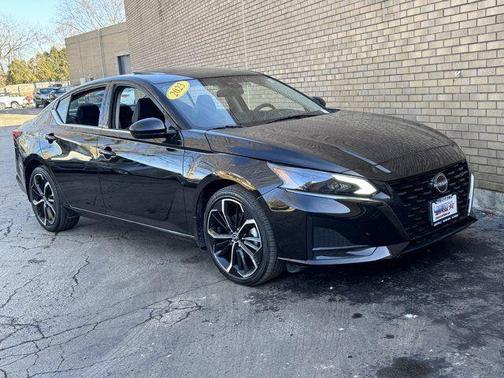 2023 Nissan Altima 2.5 SR