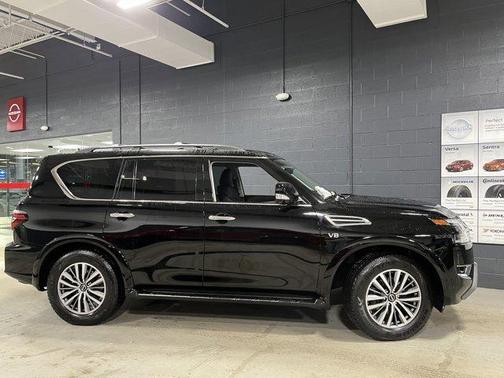 2022 Nissan Armada SL