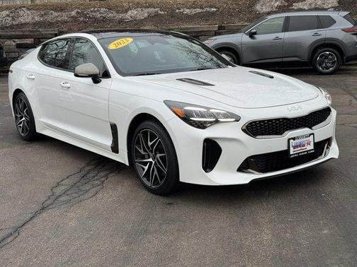 2023 Kia Stinger GT-Line