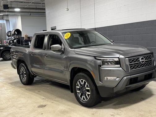 2024 Nissan Frontier SL