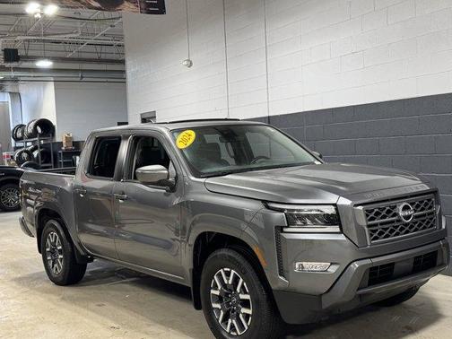 2024 Nissan Frontier SL