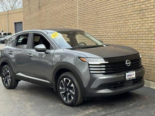 2025 Nissan Kicks SV