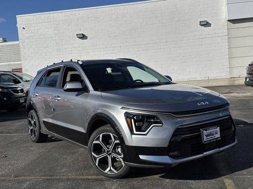 2025 Kia Niro SX Touring