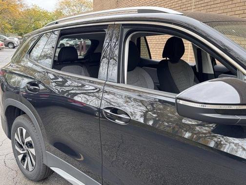 2025 Volkswagen Tiguan 2.0T S