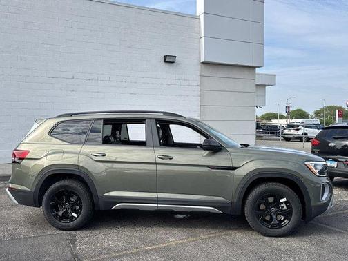 2025 Volkswagen Atlas 2.0T Peak Edition